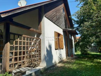 Eladó családi ház - 8082 Gánt