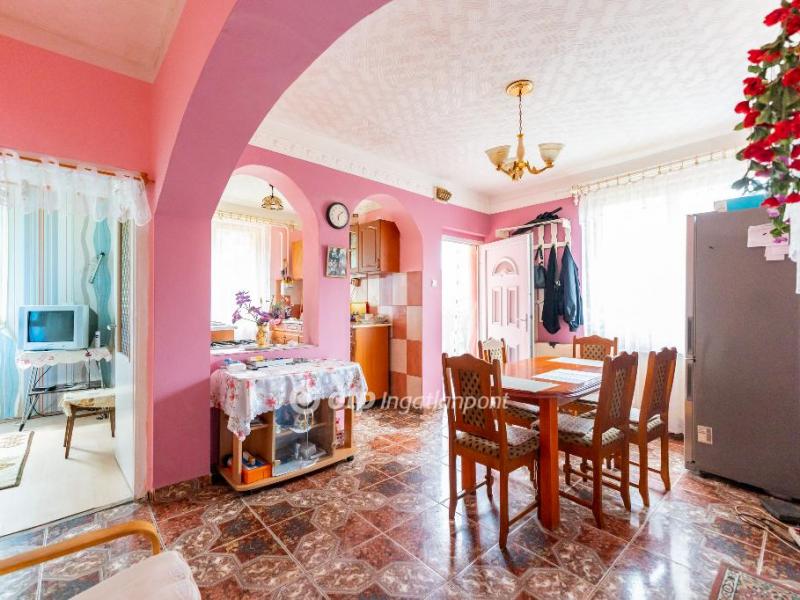 Eladó családi ház Miskolc