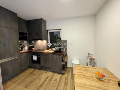 Eladó lakás - 7624 Pécs, Bálicsi út