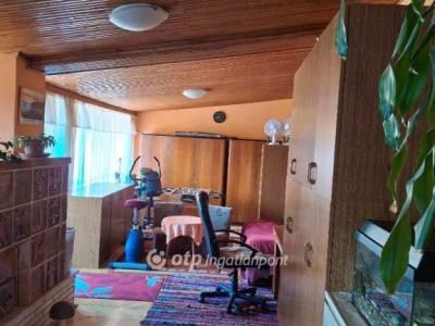 Eladó lakás - 8900 Zalaegerszeg, Mártírok útja