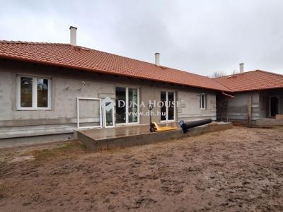 Eladó lakás - 2600 Vác, Kosdi utca