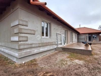Eladó lakás - 2600 Vác