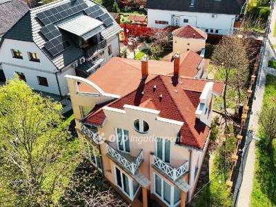 Eladó családi ház - 8600 Siófok
