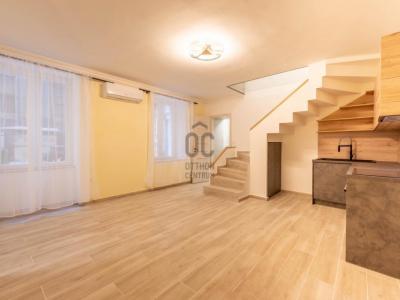 Eladó lakás - 1055 Budapest, V. kerület , Szent István körút