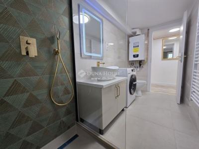 Eladó lakás - 7626 Pécs, Búza tér