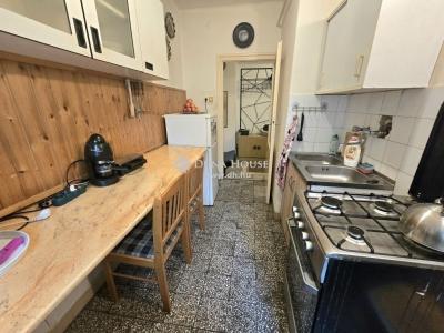 Eladó lakás - 7623 Pécs, Athinay utca