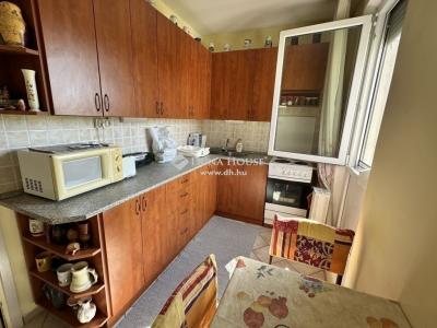 Eladó lakás - 7632 Pécs, Siklósi út