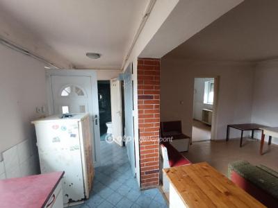 Eladó családi ház - 4405 Nyíregyháza