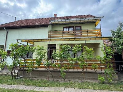 Eladó családi ház - 5700 Gyula