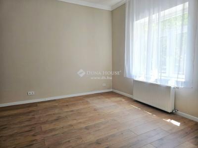 Eladó lakás - 7626 Pécs