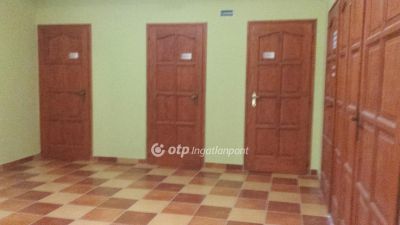 Kiadó egyéb iroda Pécs