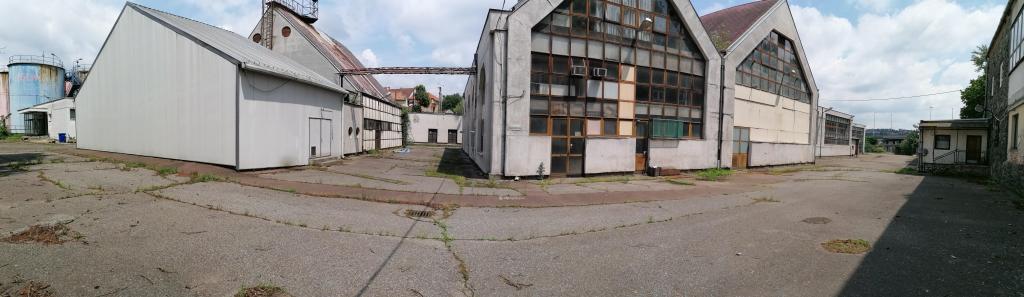 Eladó műhely Eger