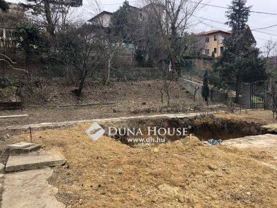 Eladó lakóövezeti telek Budapest