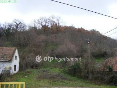 Eladó egyéb telek Pécs