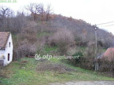 Eladó egyéb telek Pécs
