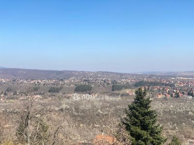 Eladó lakóövezeti telek Pécs