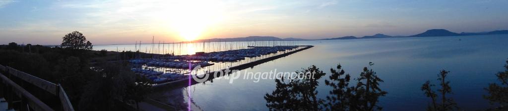 Eladó nyaraló Balatonfenyves