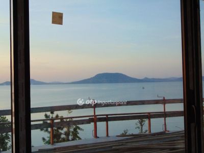 Eladó nyaraló Balatonfenyves