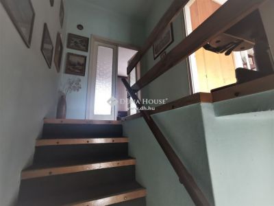 Eladó családi ház Tata