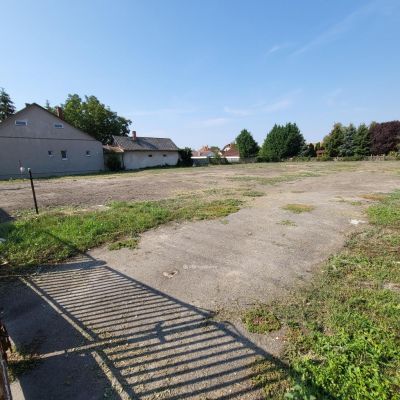 Eladó lakóövezeti telek Nádudvar