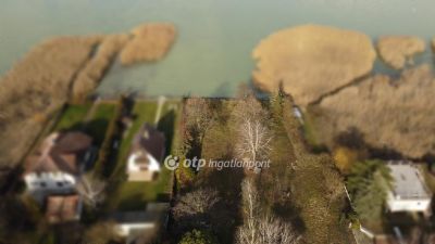 Eladó nyaraló Balatonfenyves