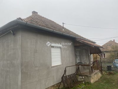 Eladó családi ház Mohora