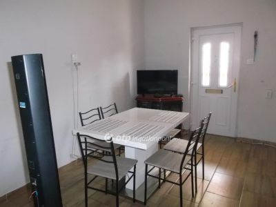 Eladó családi ház Tura