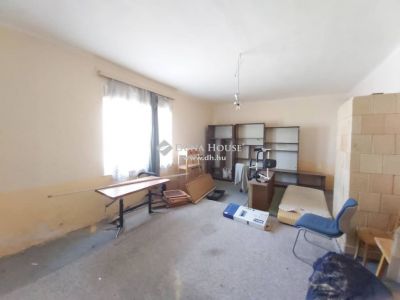 Eladó családi ház Nagykőrös