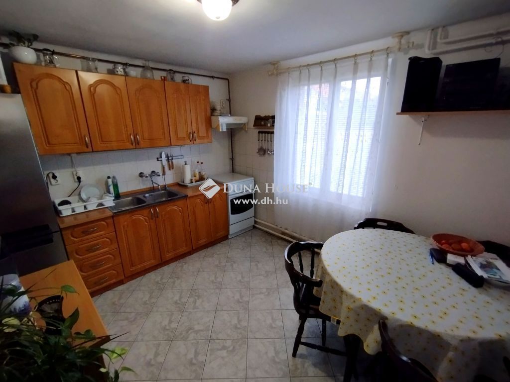 Eladó családi ház Kecskemét