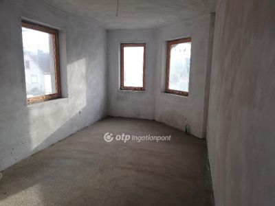 Eladó családi ház Demjén