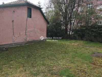Eladó lakóövezeti telek Budapest
