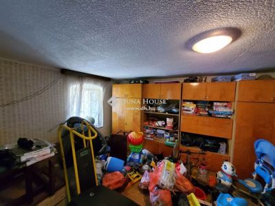Eladó családi ház Perkáta