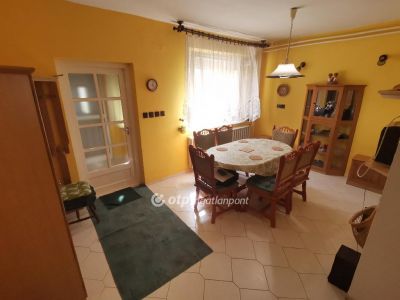 Kiadó sorház Békéscsaba
