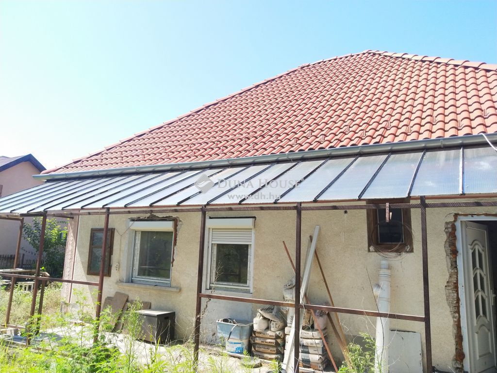 Eladó családi ház Nyáregyháza