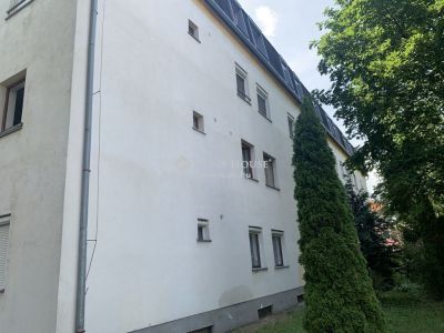 Eladó lakás Komárom
