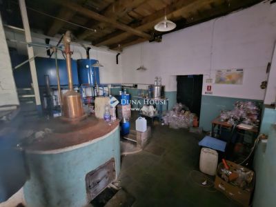 Eladó egyéb ipari ingatlan Pécsely