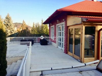 Eladó családi ház Budaörs