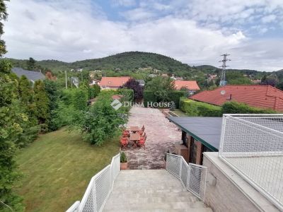 Eladó családi ház Budaörs