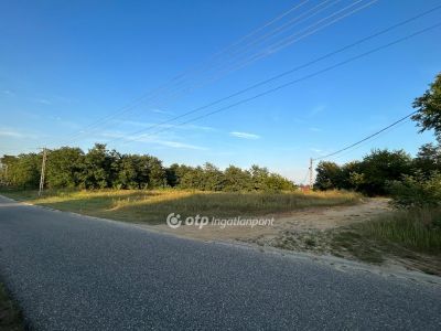 Eladó lakóövezeti telek Nyíradony