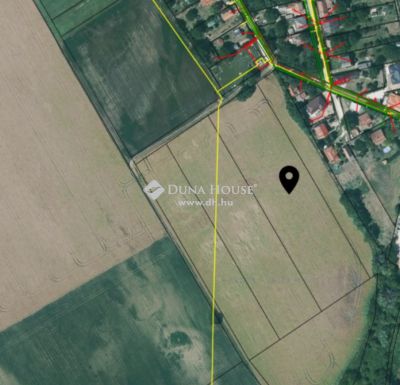 Eladó külterületi telek Gyömrő