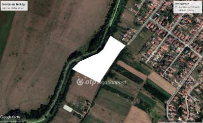Eladó lakóterület Polgár