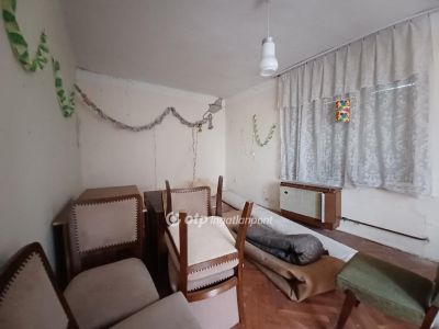 Eladó műhely Andornaktálya