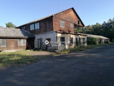 Eladó külterületi telek Mogyoród
