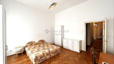 Eladó lakás Szombathely