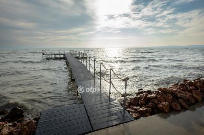 Eladó lakás Balatonkenese Balatonakarattya