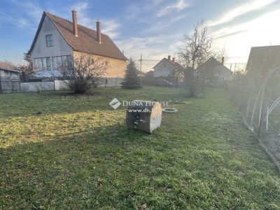 Eladó lakóövezeti telek Gyömrő