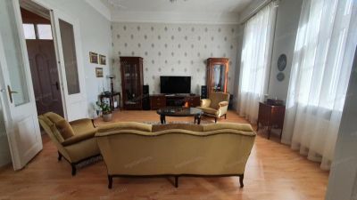 Kiadó családi ház Kecskemét
