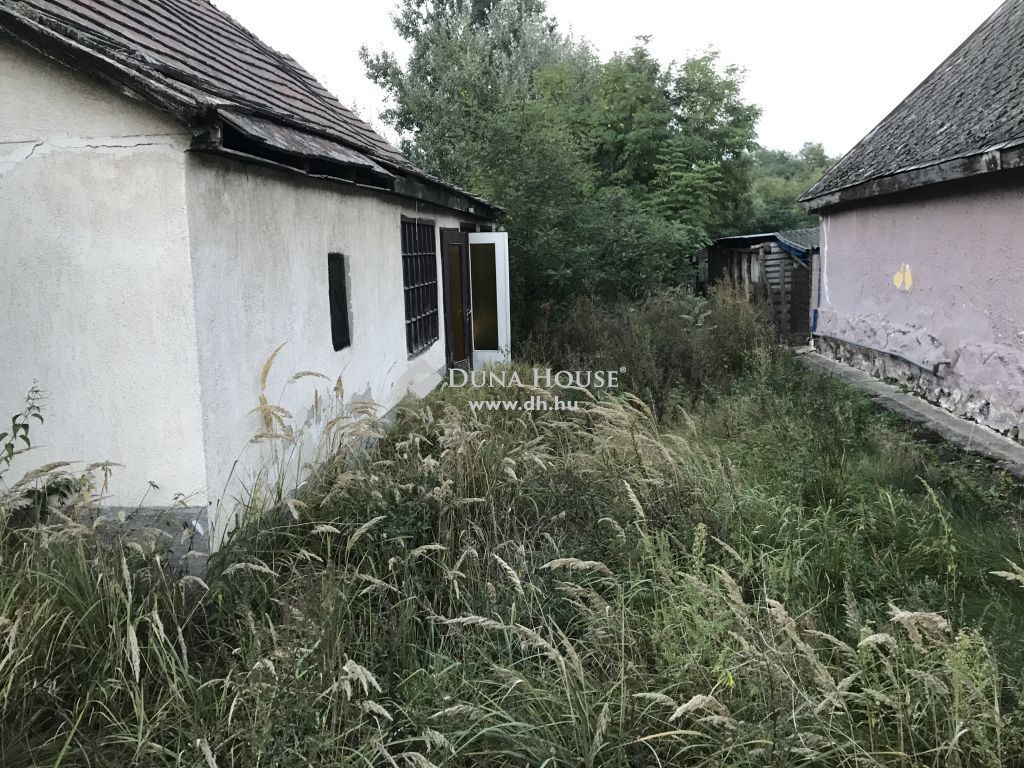 Eladó családi ház Tárkány