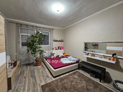 Eladó családi ház Szikszó