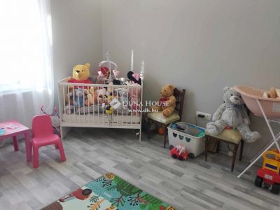 Eladó családi ház Békéscsaba